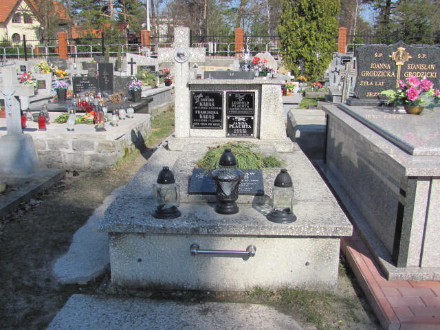 Grób Janina Płachta