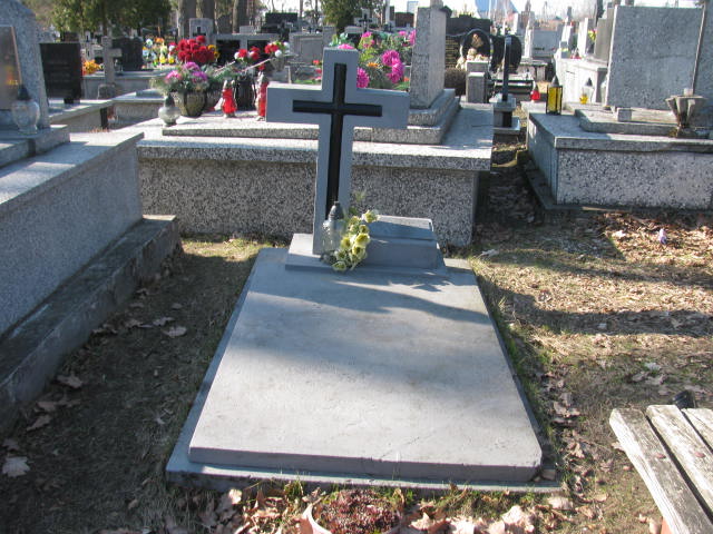 Grób Władysław Maczuga