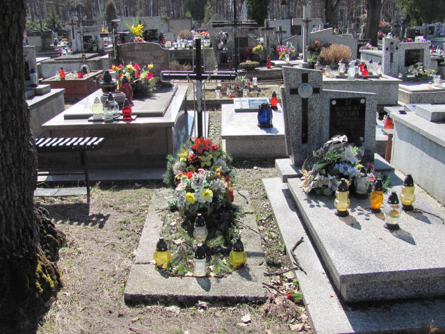  NN Rudnik nad Sanem - Grobonet - Wyszukiwarka osób pochowanych